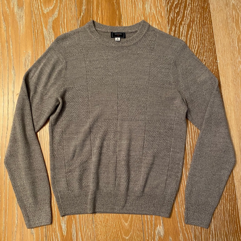 Men’s Classic Gray Sweater